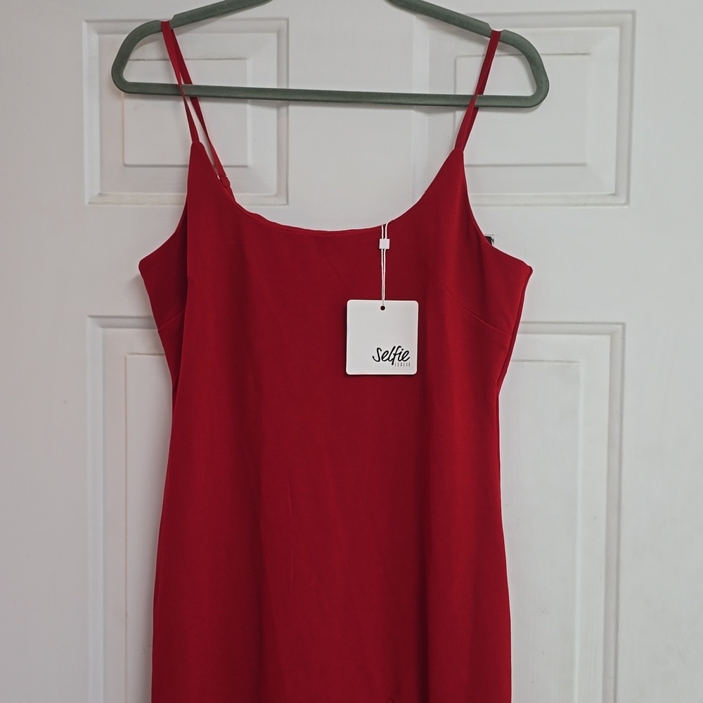 Selfie LeslieEmoji Asymmetrical Hemline Dress Red - Picture 3 of 11
